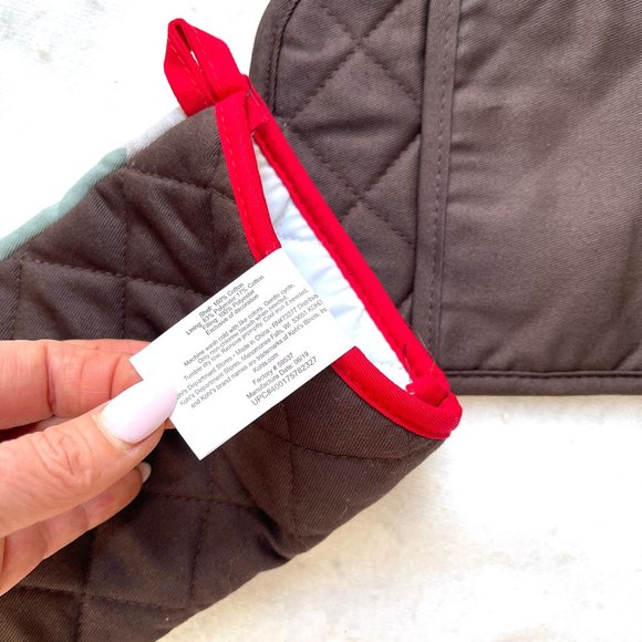 NWT XMas Oven Mitts & Potholder Set - Picture 6 of 6